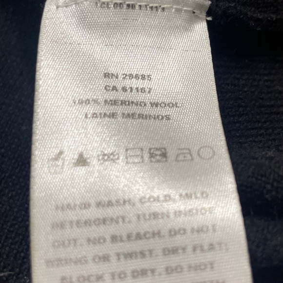 Pendleton Women's Classic merino wool Black Crew Neck Sweater - Picture 4 of 4